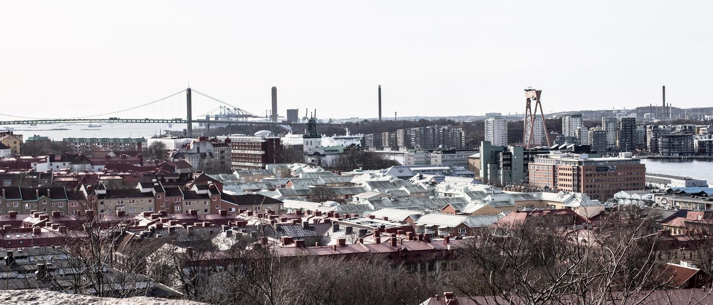 Gothenburg harbour with the Älvsborg Bridge and the shipyard cranes, seen from Masthugget